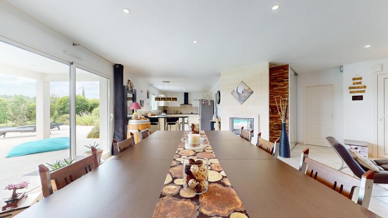 Maison - 160 m² - 7 pièces