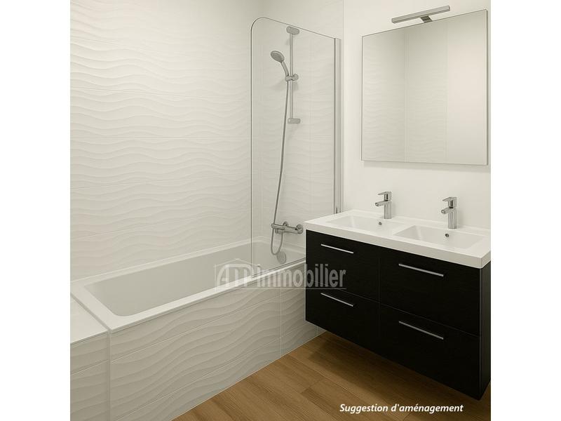 Maison traditionnelle - 80 m² - 4 pièces