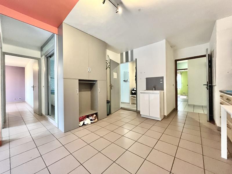 Appartement - 150 m² - 10 pièces