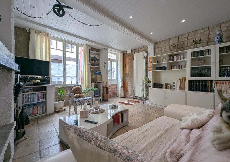 Maison - 121 m² - 5 pièces