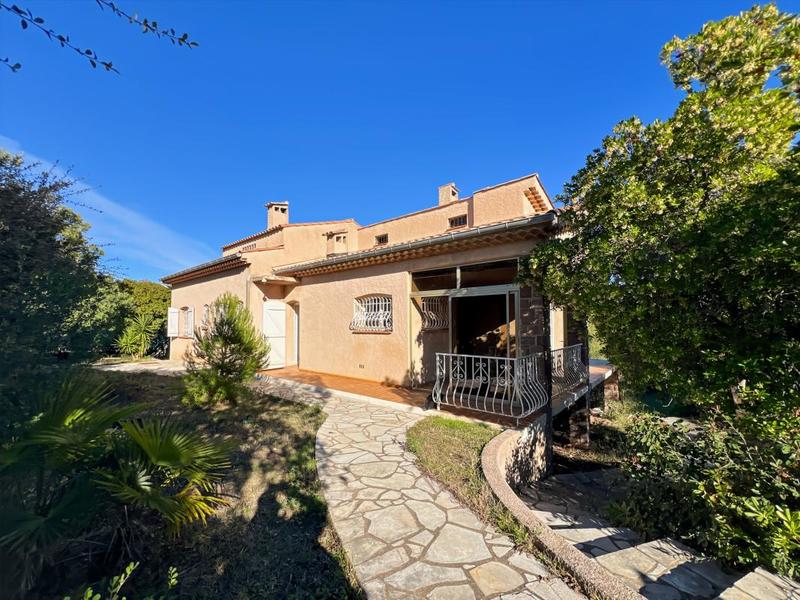 Villa - 178 m² - 2 pièces