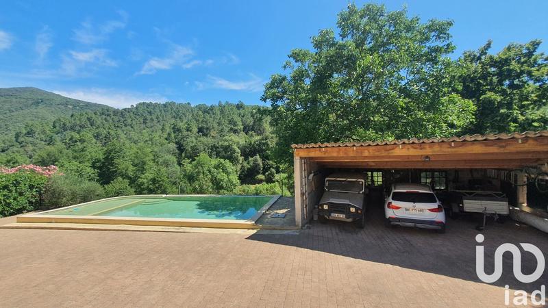 Maison de village - 250 m² - 8 pièces