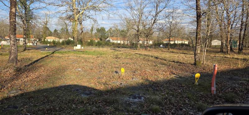 Terrain constructible - 561 m²