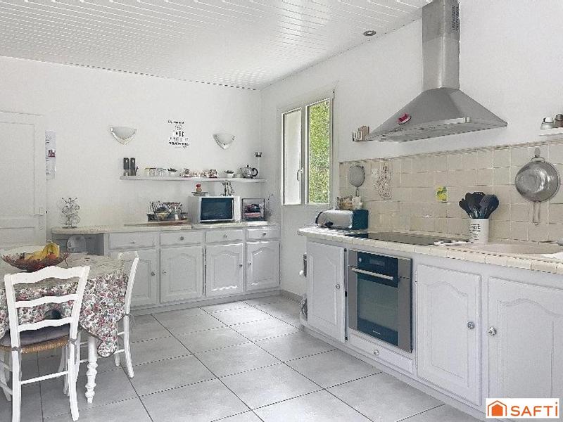 Maison - 167 m² - 7 pièces