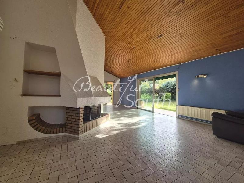 Maison - 206 m² - 6 pièces