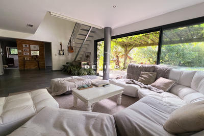 Maison - 155 m² - 5 pièces