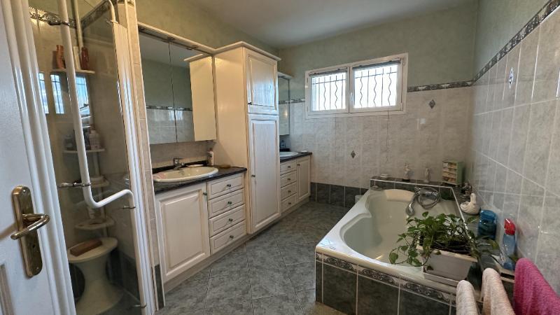 Viager - Maison - 111 m² - 5 pièces