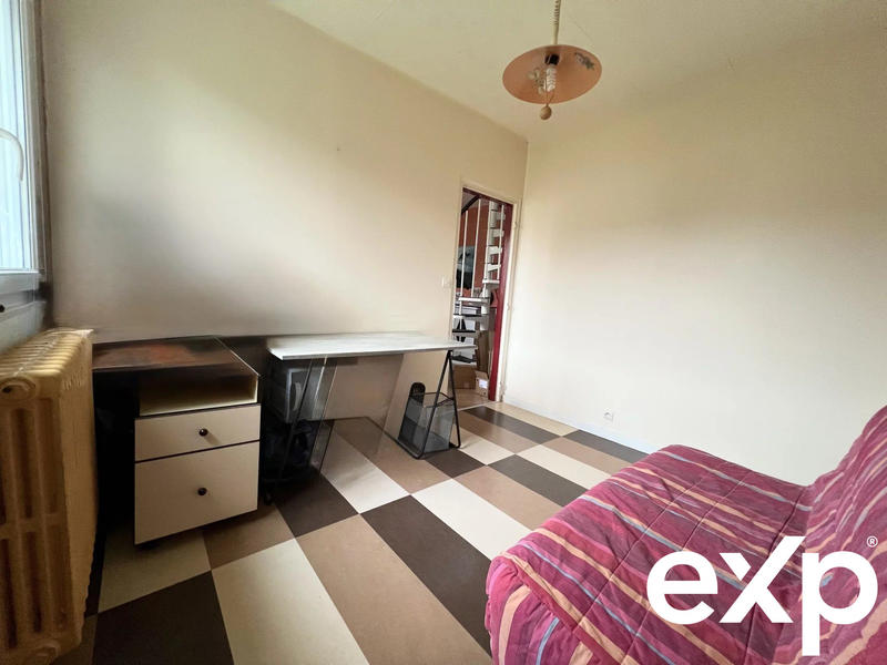 Maison - 140 m² - 8 pièces