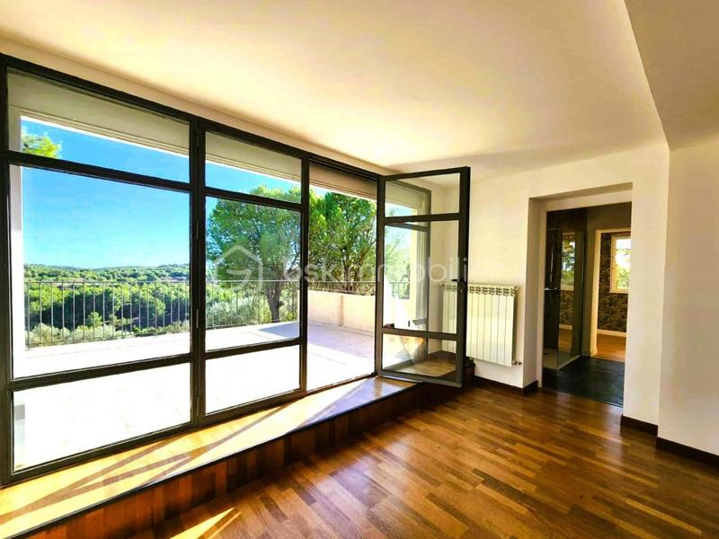 Villa - 192 m² - 7 pièces