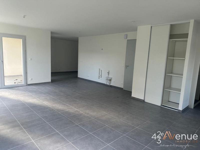 Appartement - 96 m² - 4 pièces