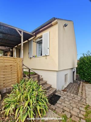 Maison - 101 m² - 5 pièces