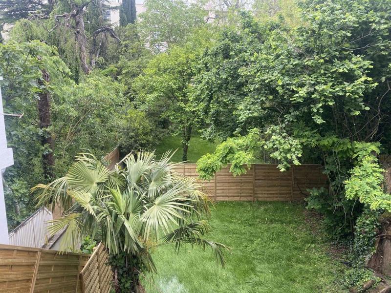 Appartement - 81 m² - 3 pièces