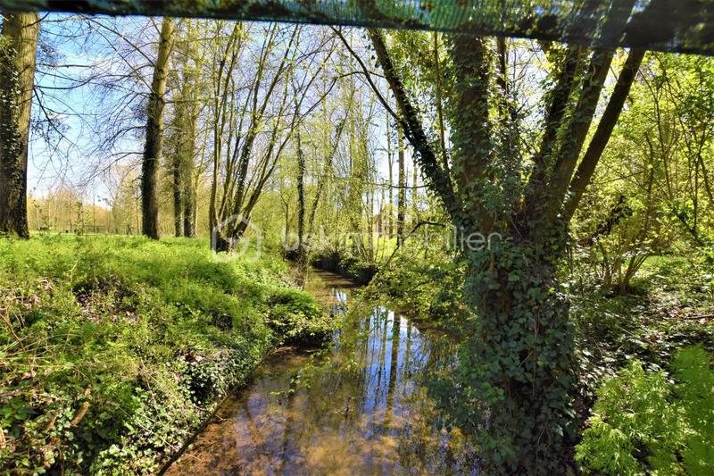 Moulin - 196 m² - 8 pièces