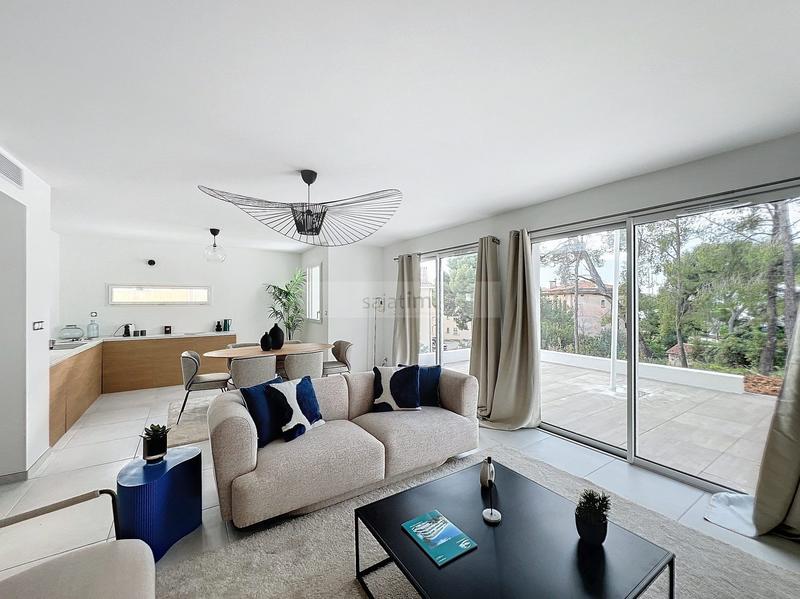 Maison - 92 m² - 4 pièces