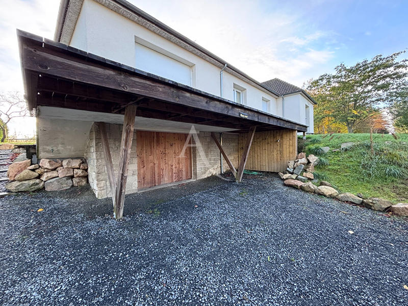 Maison - 170 m² - 6 pièces