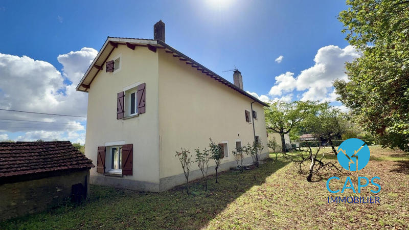 Maison traditionnelle - 140 m² - 7 pièces