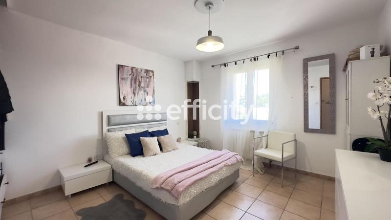 Maison - 182 m² - 7 pièces