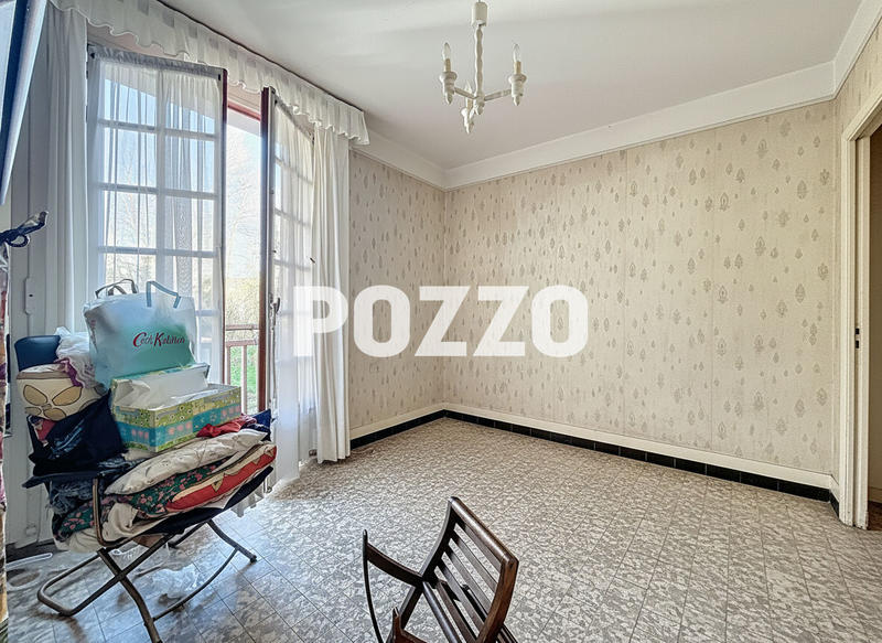 Maison - 159 m² - 5 pièces