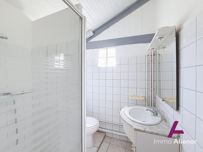 Villa - 124 m² - 8 pièces