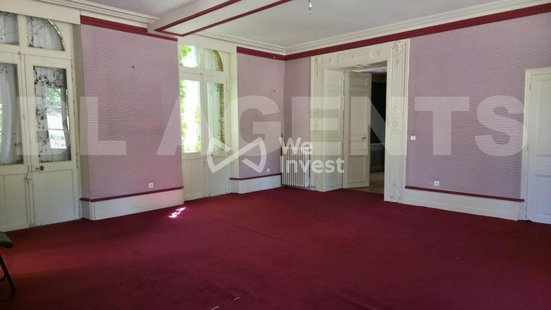 Château - 400 m² - 14 pièces