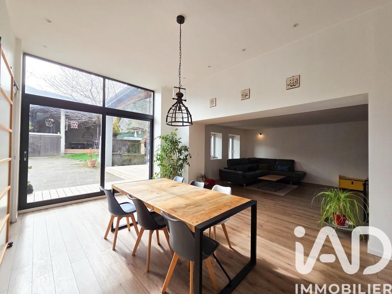 Maison - 130 m² - 6 pièces