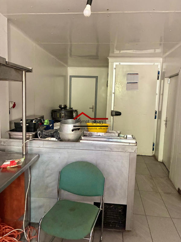 Local commercial - 150 m²