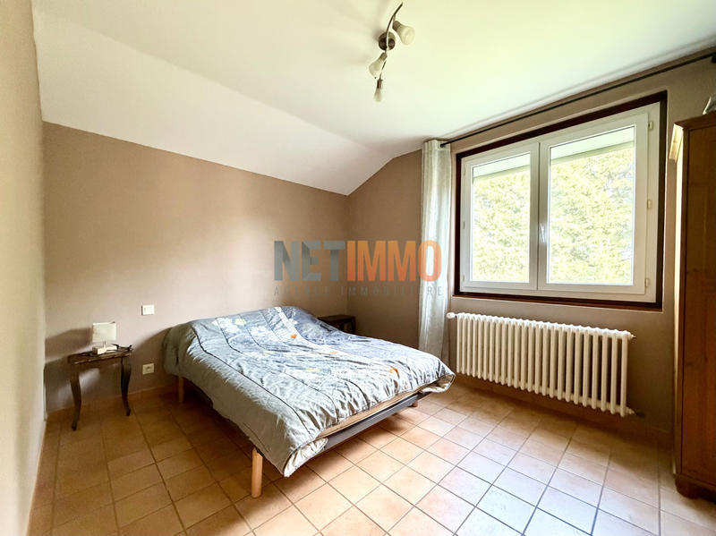 Villa - 168 m² - 6 pièces