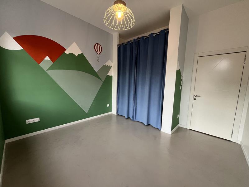 Appartement - 95 m² - 4 pièces