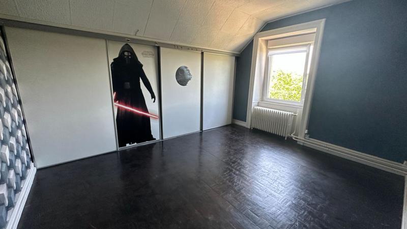 Appartement - 136 m² - 6 pièces