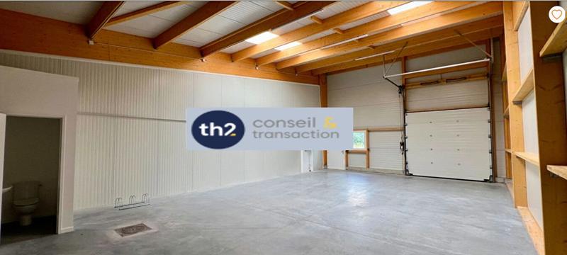 Local d'activités - 132 m²