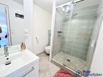 Maison traditionnelle - 121 m² - 6 pièces