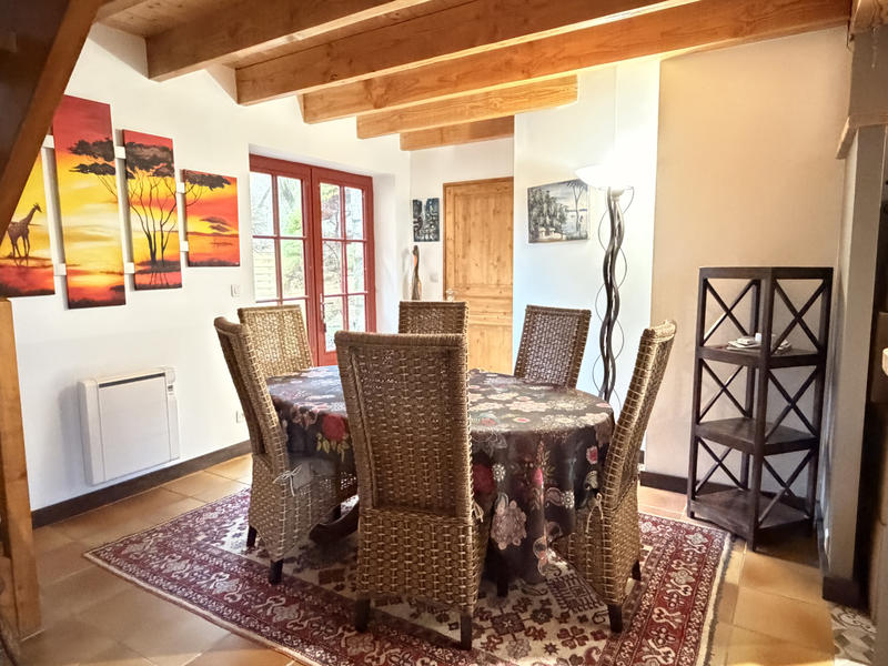 Maison - 140 m² - 5 pièces