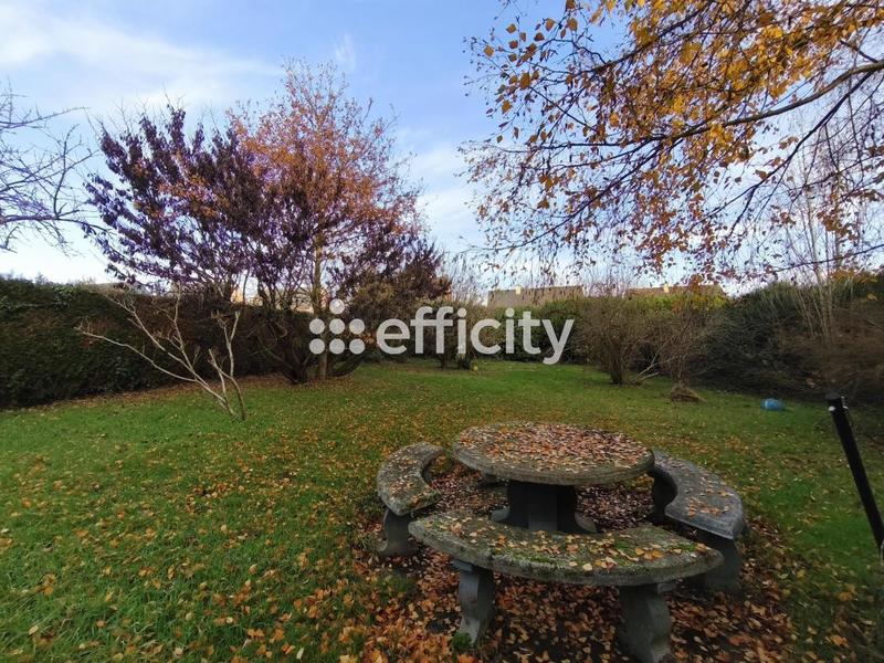 Maison - 186 m² - 7 pièces