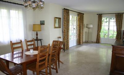 Villa - 188 m² - 8 pièces