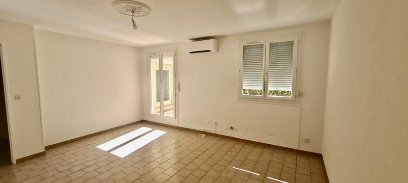 Appartement - 75 m² - 4 pièces