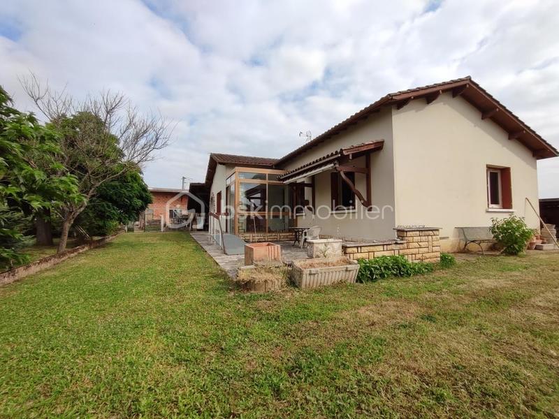 Maison - 98 m² - 6 pièces