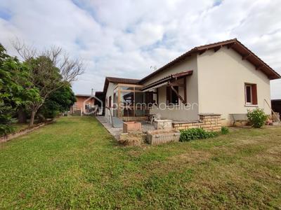 Maison - 98 m² - 6 pièces