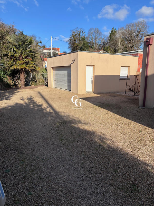 Maison - 93 m² - 4 pièces