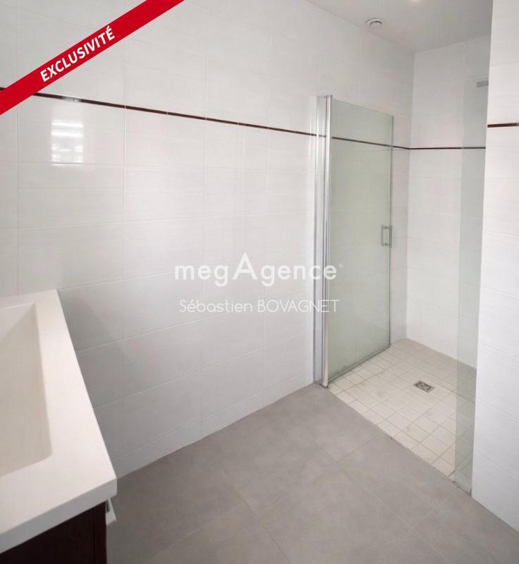 Propriété - 180 m² - 8 pièces