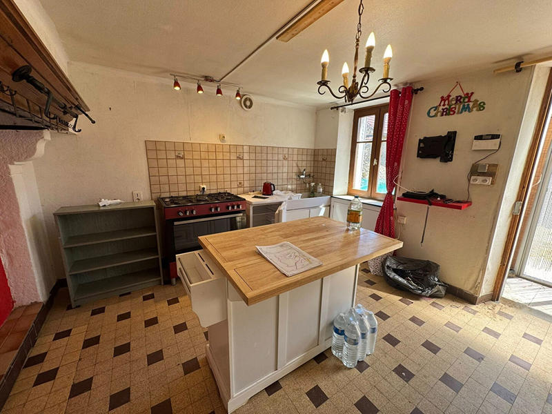 Maison - 81 m² - 5 pièces