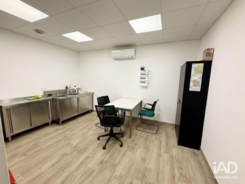 Local commercial - 581 m²