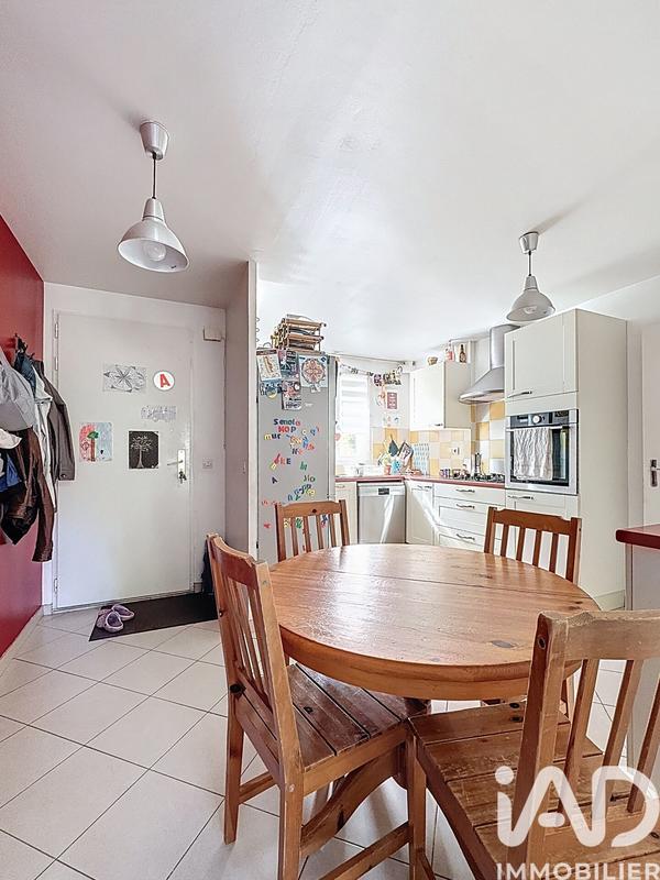 Maison - 121 m² - 6 pièces