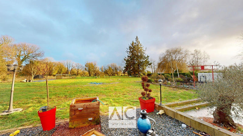 Maison - 114 m² - 6 pièces