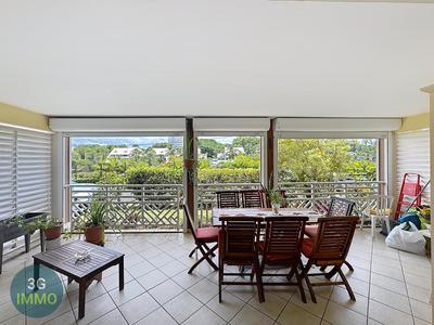 Appartement - 65 m² - 2 pièces