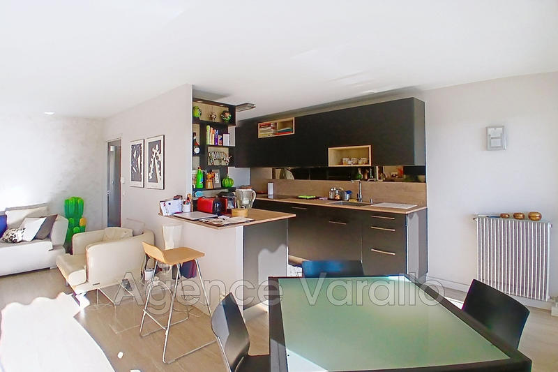 Appartement - 67 m² - 3 pièces