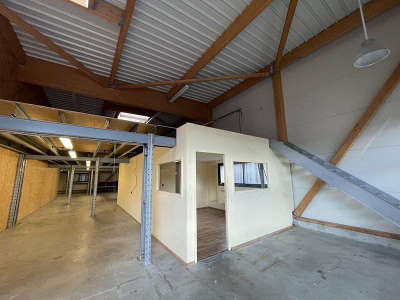 Local commercial - 300 m²