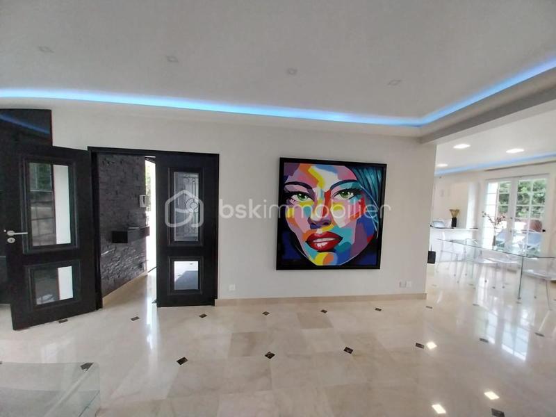 Maison - 160 m² - 6 pièces