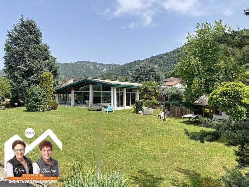 Maison - 225 m² - 5 pièces