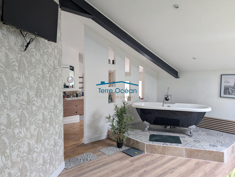 Villa - 500 m² - 10 pièces