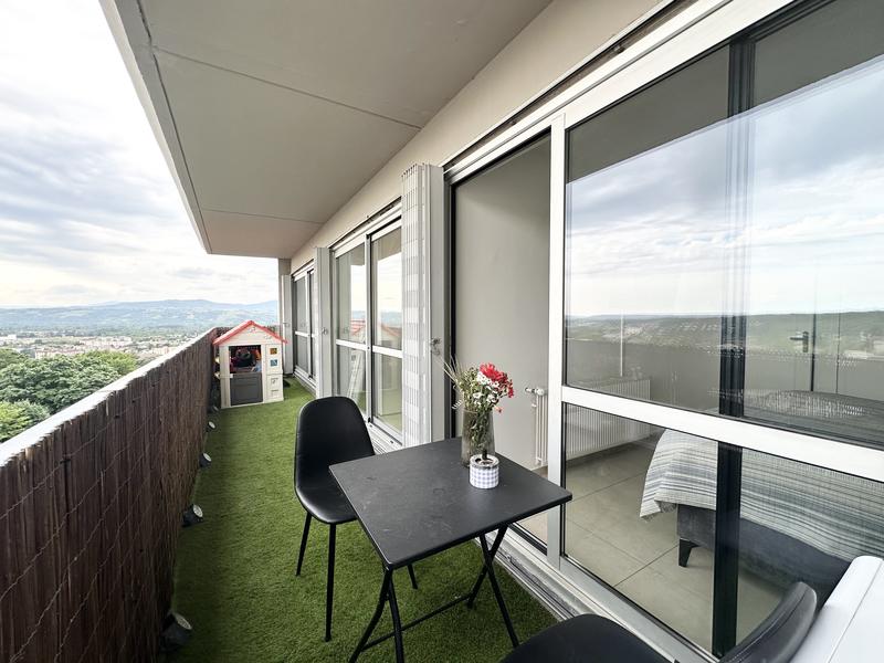 Appartement - 70 m² - 3 pièces